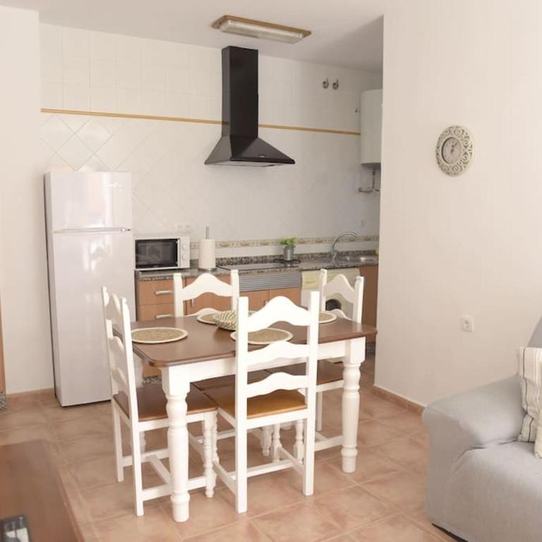 Apartamento Elena - Sólo Familias y Parejas - Apartamento de 2 dormitorios - 13