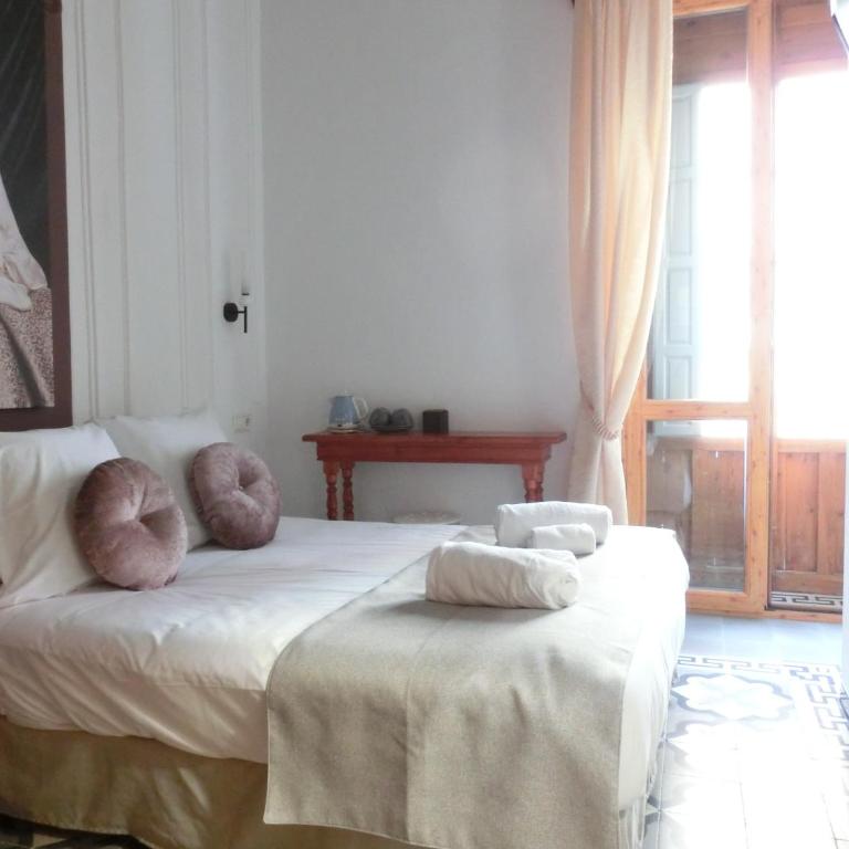 Les Monges Palace Boutique - Double Room Single Use - 16