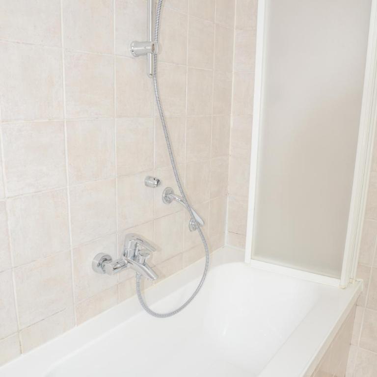 Residence Franca B&B - Appartamento con 1 Camera da Letto (3 Adulti) - 8