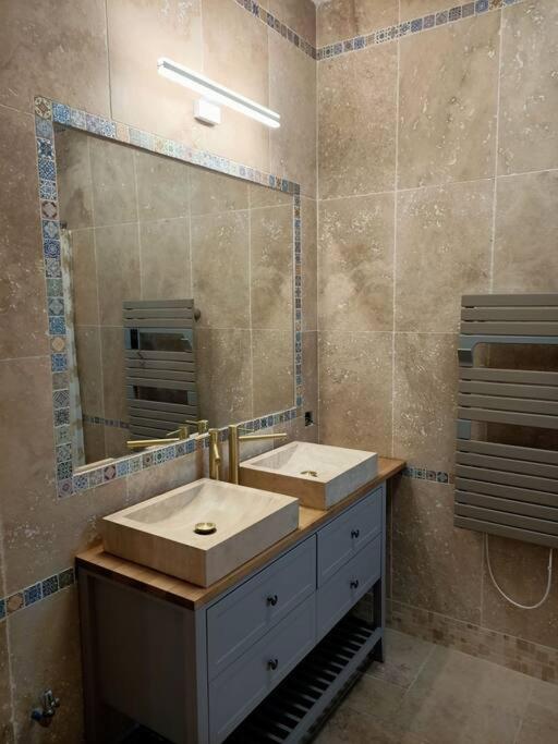 T3 refait à neuf, patio, wifi et plage - Villa 2 Chambres - 12