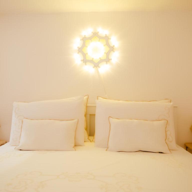 San Gaetano Luxury Home - Family Room with Balcony - 32