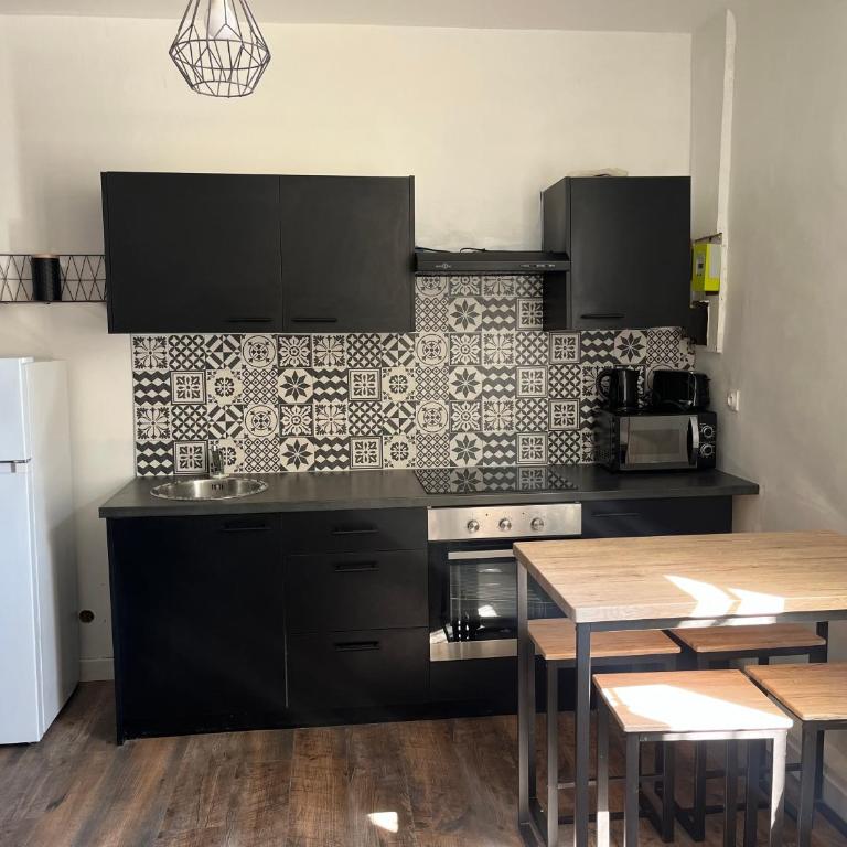 Le Nimois - One-Bedroom Apartment - 8