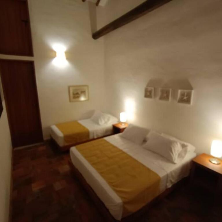 Casa Mantilla - Three-Bedroom House - 15