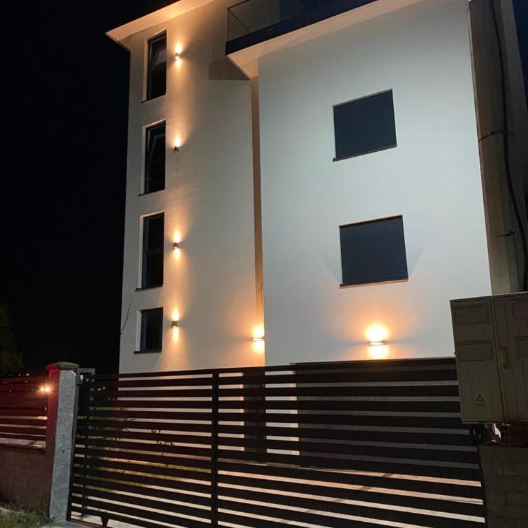 A. Montenegro - Apartman sa 3 Spavaće Sobe - 5