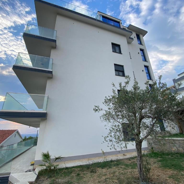 A. Montenegro - Apartman sa 3 Spavaće Sobe - 10