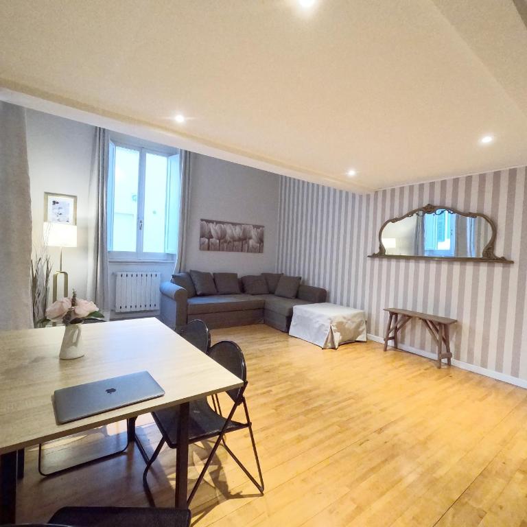 Navona Gold Apartment - One-Bedroom Apartment - 1