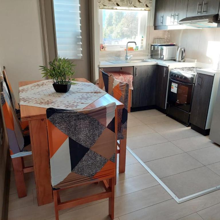 Hermoso departamento nuevo en Pucon equipado con 3 dormitorios wifi y estacionamiento privado a 5 minutos del centro y lago - Apartamento de 3 dormitorios - 12