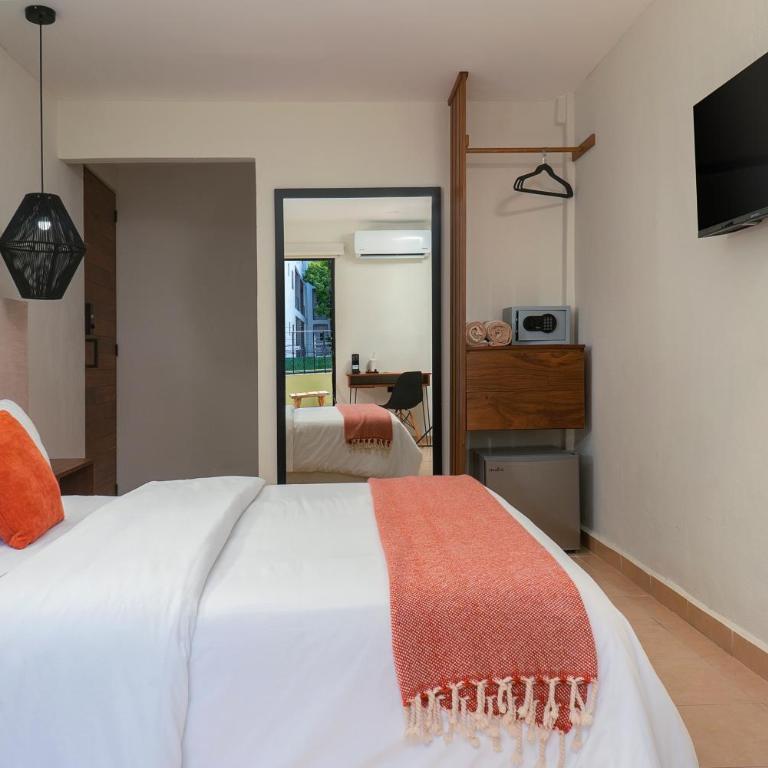 Rodina - Hotel Boutique - Double Room with Balcony - 16