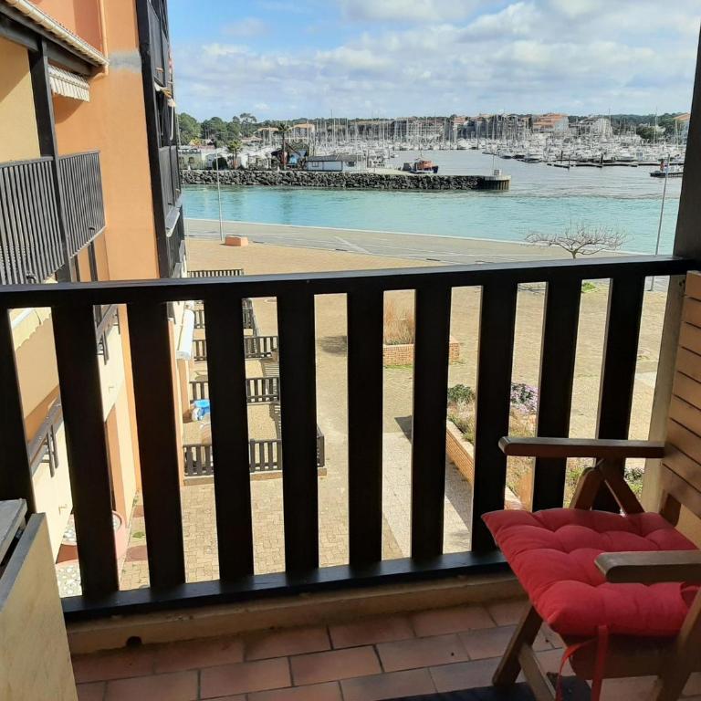 Duplex cosy avec piscine et parking à Capbreton - FR-1-239-870 - Appartement 1 Chambre - 6