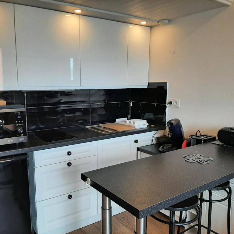 Duplex cosy avec piscine et parking à Capbreton - FR-1-239-870 - Appartement 1 Chambre - 7