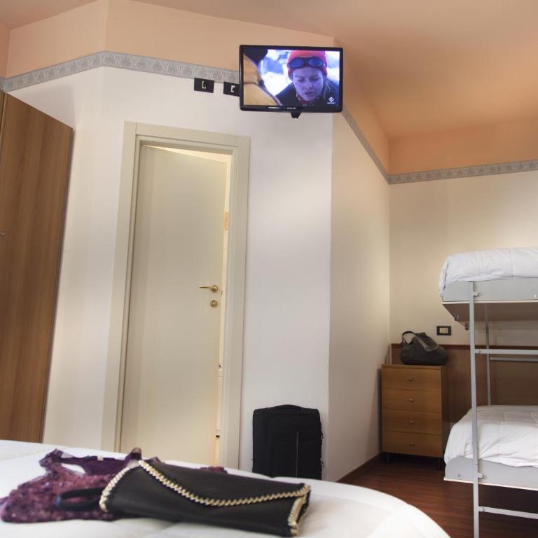Hotel Stella D'Italia - Nuova gestione - Camera Quadrupla Standard - 1