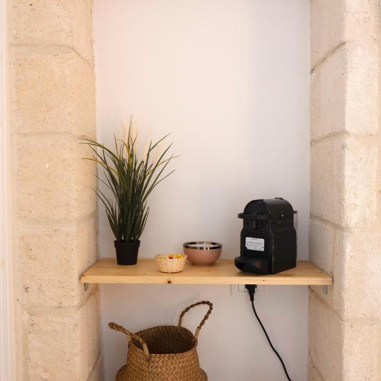 Apulian House - Camera Matrimoniale con Bagno Privato - 4
