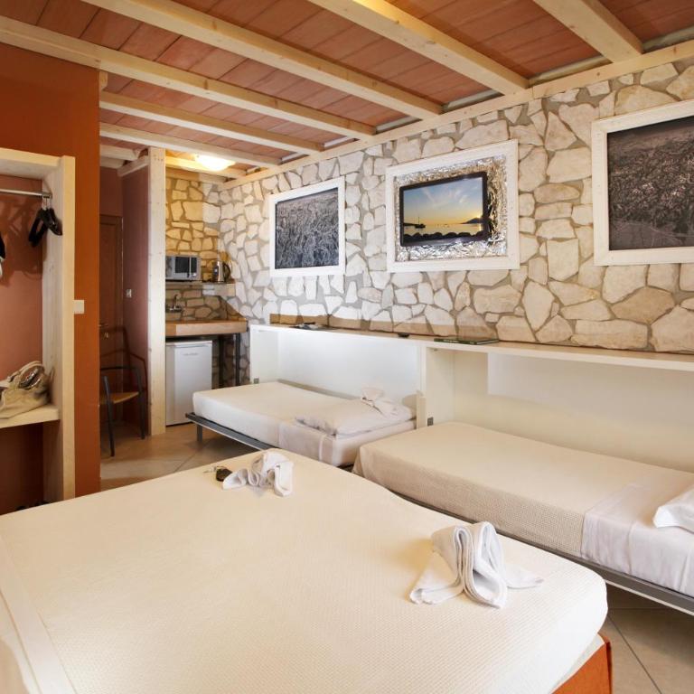 Albergo Garni Orchidea - Camera Matrimoniale con Balcone - 7