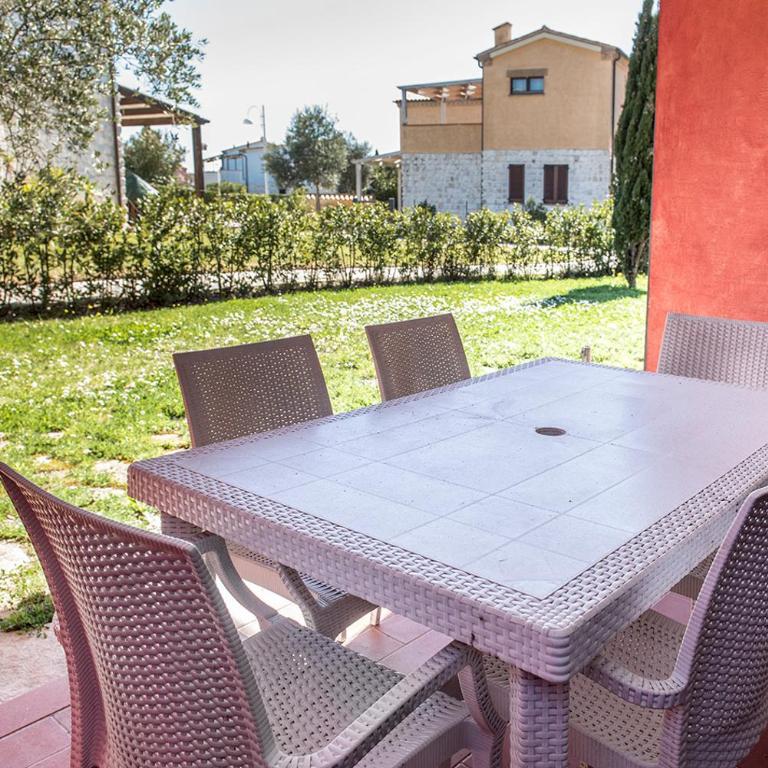 M347 - Marcelli, comodo trilocale nuovo con piscina e giardino - Appartamento con 2 Camere da Letto - 2