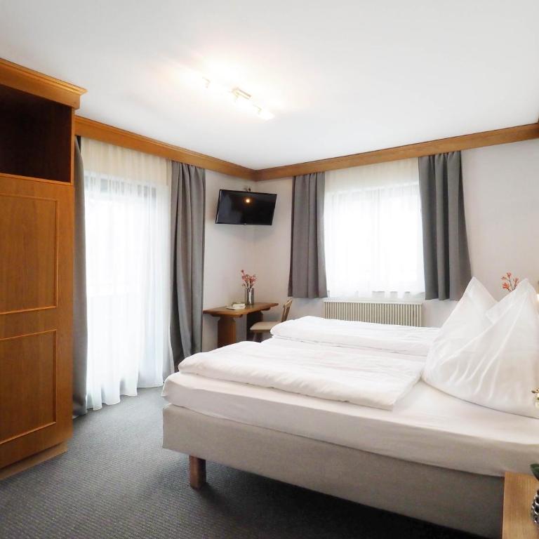 Pension Anni - Dreibettzimmer - 3