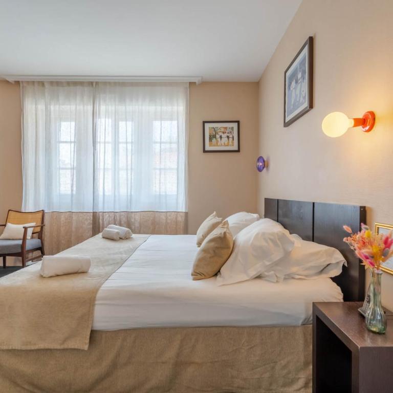 Ama Hôtel - Chambre Double Supérieure - 2