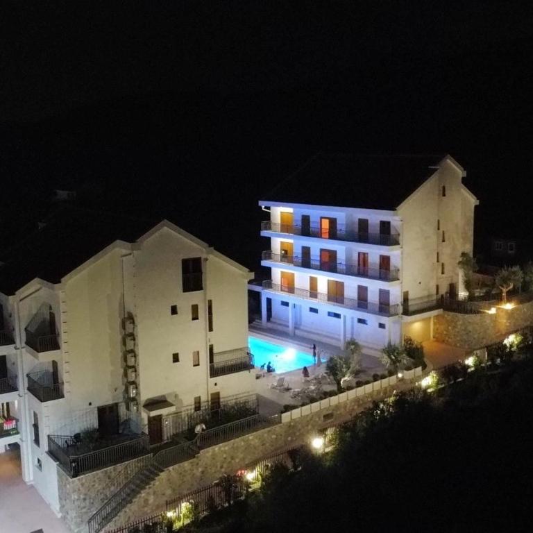 Emerald Suite with Pool, Private beach and Private Sea View Terrace - Apartment with Sea View - 28