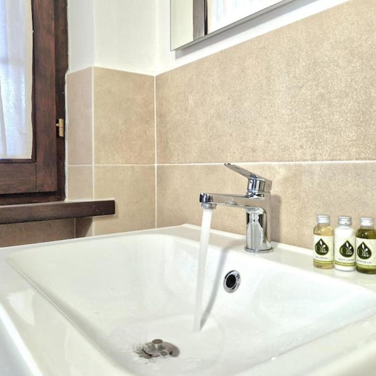 [Idromassaggio & BBQ]wifi, relax e private parking - Casa con 2 Camere da Letto - 5