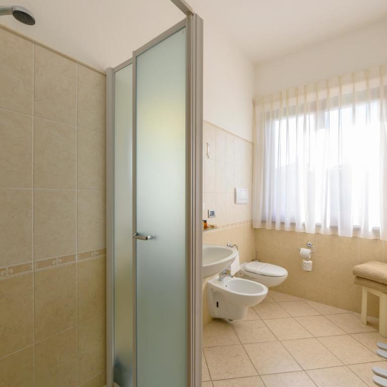 Hotel Rutiliano - Camera Matrimoniale/Doppia con Letti Singoli - Accesso Disabili - 2