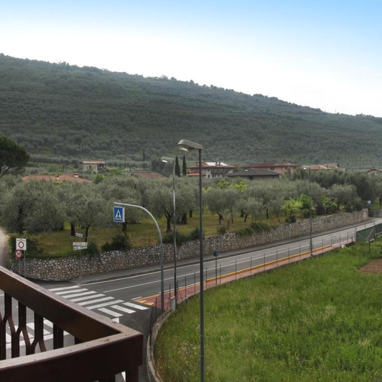 Albergo Garni Orchidea - Camera Matrimoniale con Balcone - 3