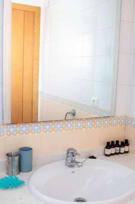 Coqueto apartamento con vistas al mar - Two-Bedroom Apartment - 10