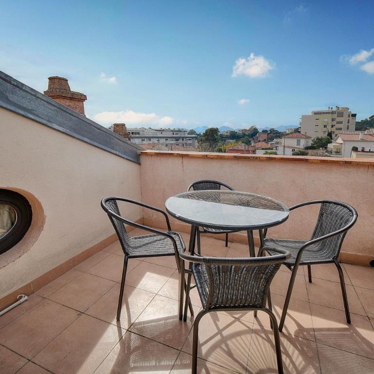 Le Mika - Calme Elégant - VCA - Studio avec Terrasse - 22