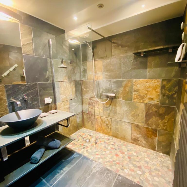 "Le Jardin" Superbe T2 Parking, Clim & terrasse ! - Appartement 1 Chambre - 24