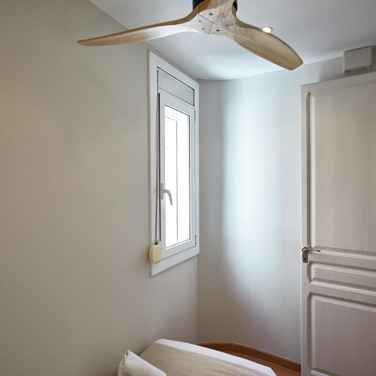 BBarcelona Montjuic Apartment - Two-Bedroom Apartment - 15