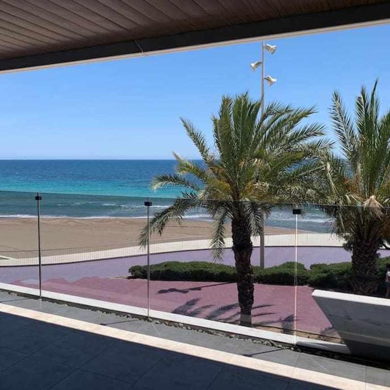 Apartamento de lujo en primera linea de playa - Apartment with Sea View - 8