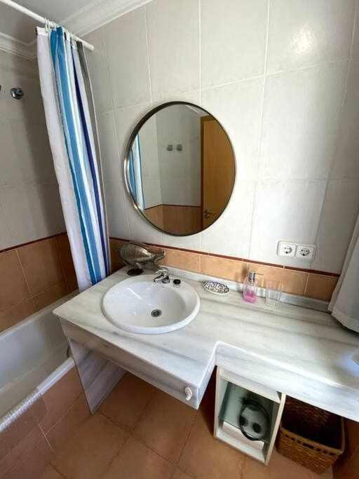 Directo a la playa con vistas del mar - Apartamento de 3 dormitorios - 19