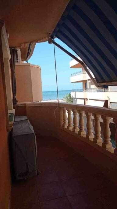 Vistas al mar a escasos 50 metros - Apartamento de 2 dormitorios - 13