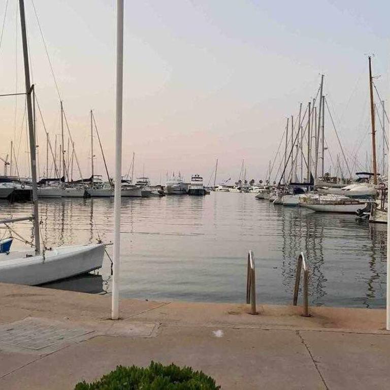 Vistas al mar a escasos 50 metros - Apartamento de 2 dormitorios - 25