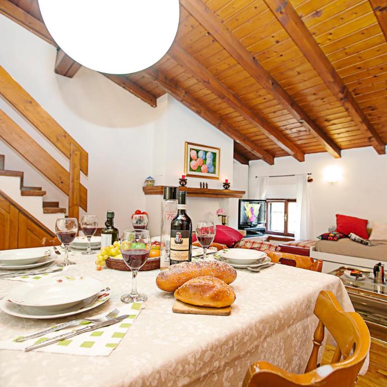 Residenza Rocca del Lago 2 - Happy Rentals - Appartamento con 2 Camere da Letto - 4