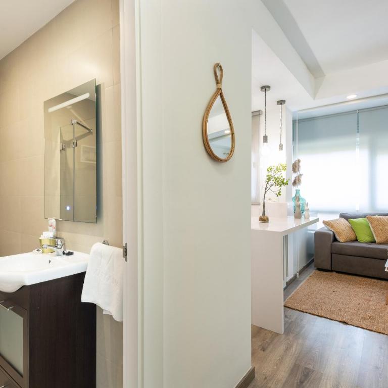 Apartamentos Martalia Marbella Banús - Two-Bedroom Apartment - 4