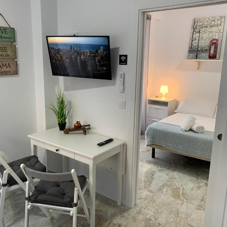 P&C APARTMENTS - Complejo Pintor Zurbarán - Apartamento Deluxe - 1