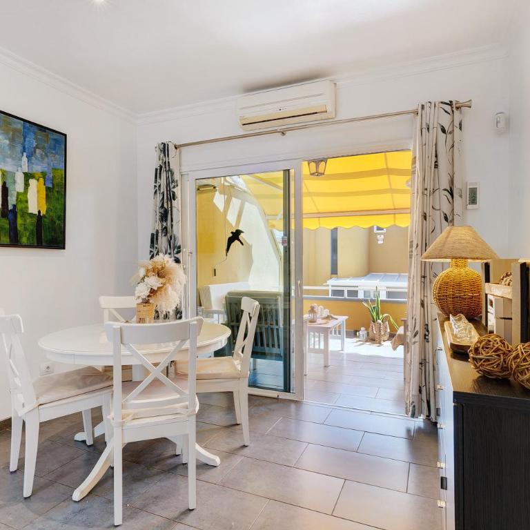 Moderno Triplex Sonneland - Apartamento Superior de 1 dormitorio con balcón - 5