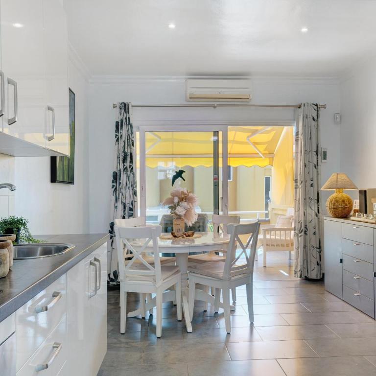 Moderno Triplex Sonneland - Apartamento Superior de 1 dormitorio con balcón - 8