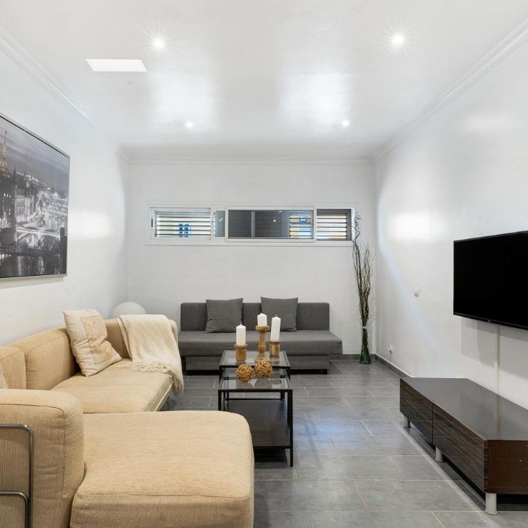 Moderno Triplex Sonneland - Apartamento Superior de 1 dormitorio con balcón - 14
