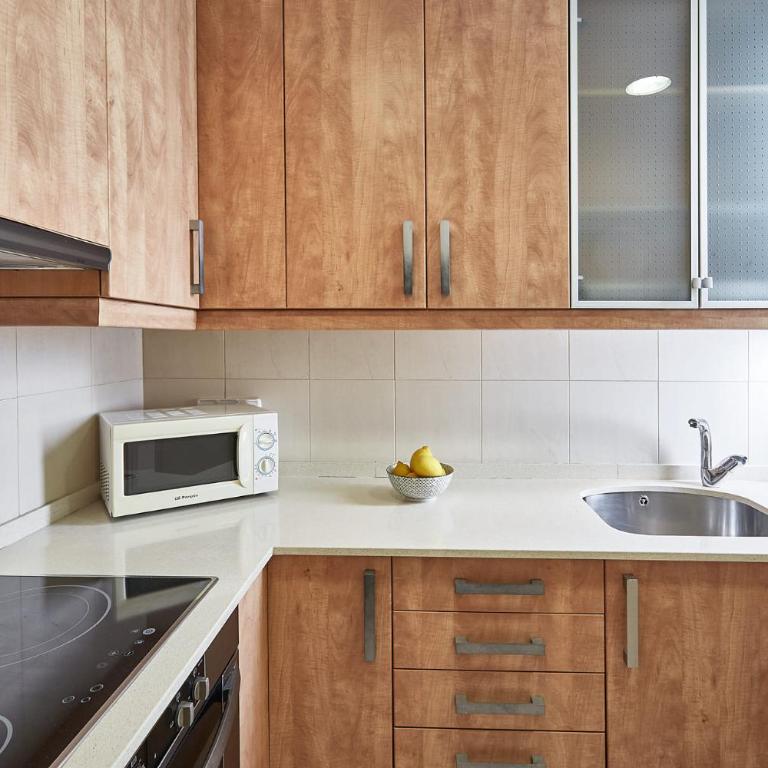 BBarcelona Montjuic Apartment - Two-Bedroom Apartment - 17
