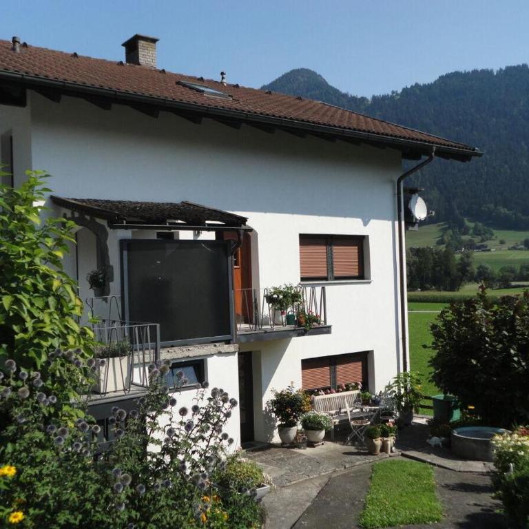 Apartment bei Anna - Two-Bedroom Apartment with Bathroom - 7