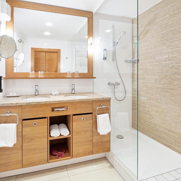 DAS RONACHER Thermal Spa Hotel - Doppelzimmer mit Balkon - 4