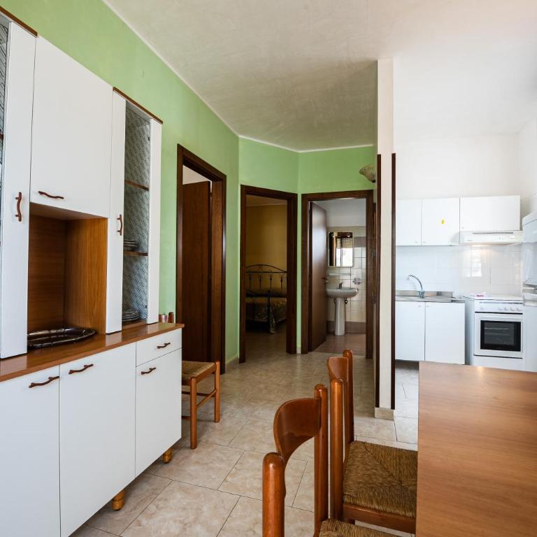 Futura vacanza Sas - Appartamento con 2 Camere da Letto - 4