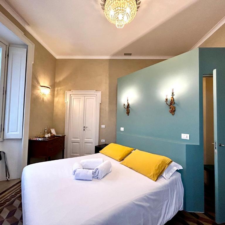 White Lilac Romantic B&B - Adults only - Camera Matrimoniale con Vista Lago - 1