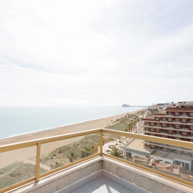 ATICO EN PRIMERA LÍNEA MEDITERRANEO - Apartamento de 3 dormitorios - 32