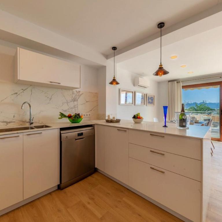 Modern Frontline apartment with Sea Views - Apartamento con vistas al mar - 8