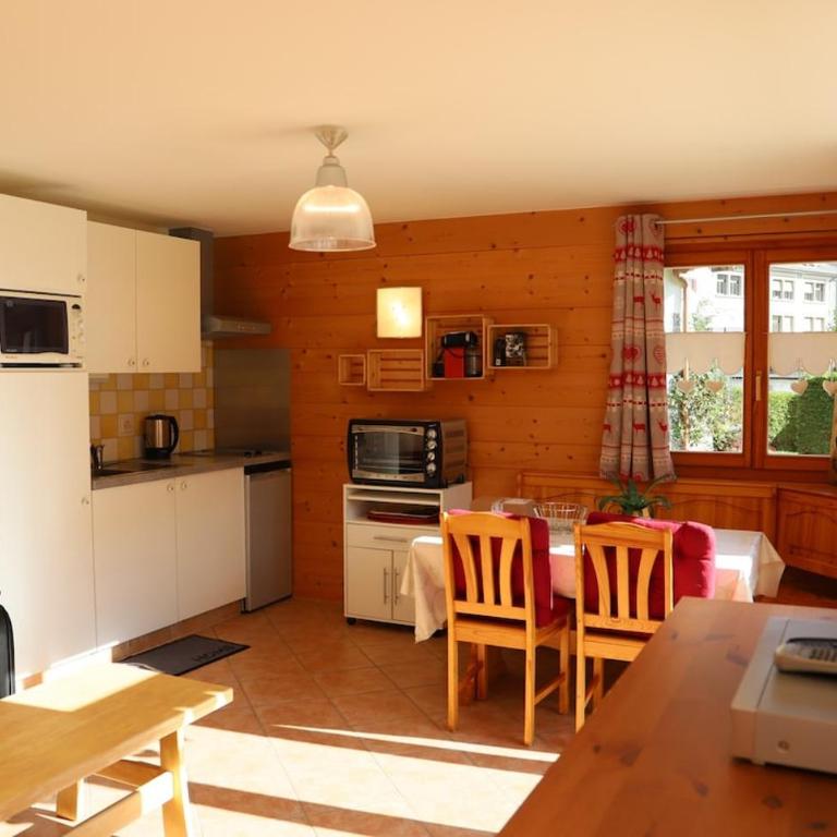 Petit nid douillet au coeur de SalvanLes Marécottes - Apartment - 1