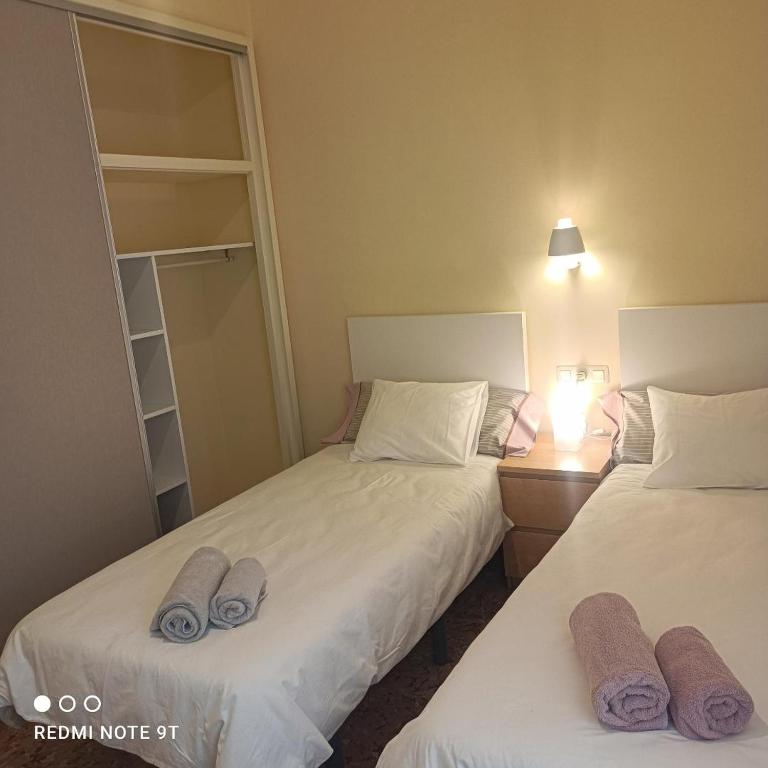 Mar i Muntanya HUTG- 002979 - Three-Bedroom Apartment - 9