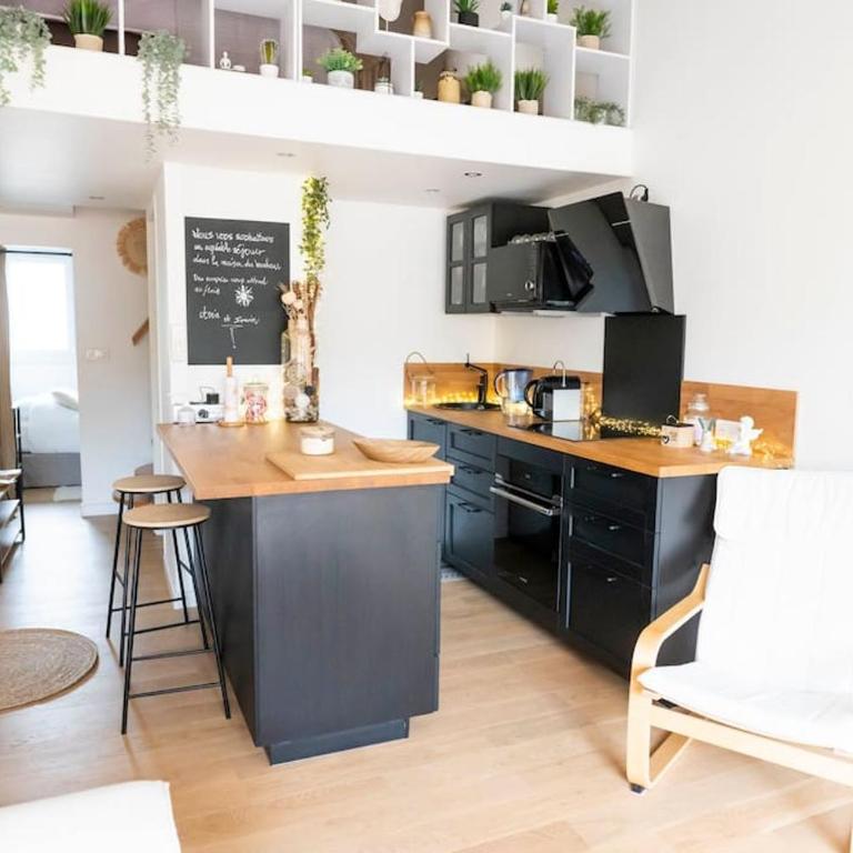 La maison du bonheur, située à 5 min des remparts - Haus mit 2 Schlafzimmern - 3