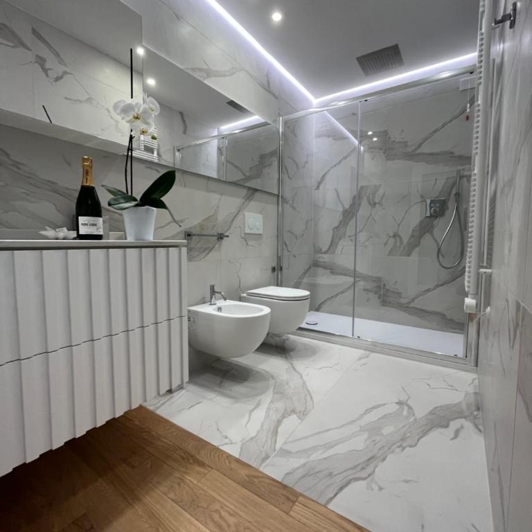 About Italy Holiday Rooms and Apartments - Appartamento Deluxe - 8