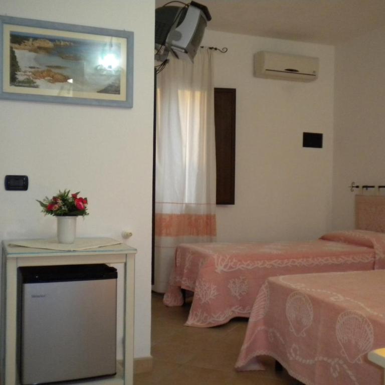Bed & Breakfast Mare Isole - Camera Tripla Comfort - 11